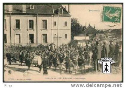 88 Bruyères - BRUYERES (Vosges)   N° 10153  Arrivée du 158è Régiment d'Infanterie - cpa
