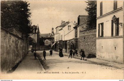 CPA BRY-sur-MARNE Rue de Joinville (869369)