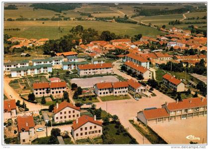 Carte Postale Ancienne de BULGNEVILLE-vue générale groupe scolaire