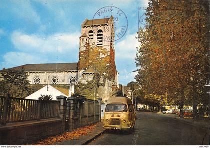 CACHAN - L'église - Fourgon