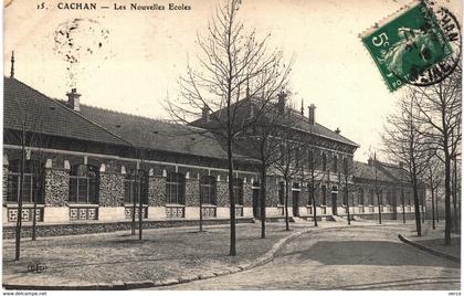 Carte POSTALE Ancienne de  CACHAN - Nouvelles écoles