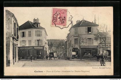 CPA Cachan, Place de Cachan, dominat les Hautes-Bruyéres