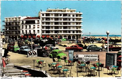 CPA Canet-Plage - Place de la Méditerranée (111021)