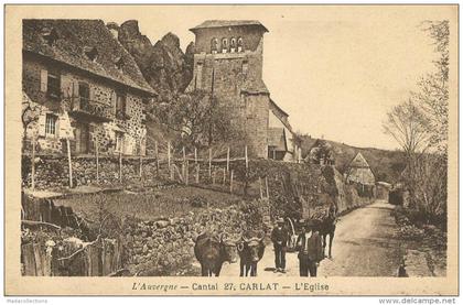 CARLAT  (15.Cantal)  L'Eglise  - attelage