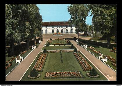 82 - Castelsarrasin - La Gare et les Jardins - Carte Neuve - CPM - Voir Scans Recto-Verso