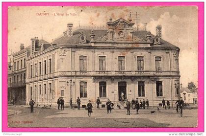 Caudry - L'Hôtel de Ville - Animée - Édition L.S. à Hautmont - 1905