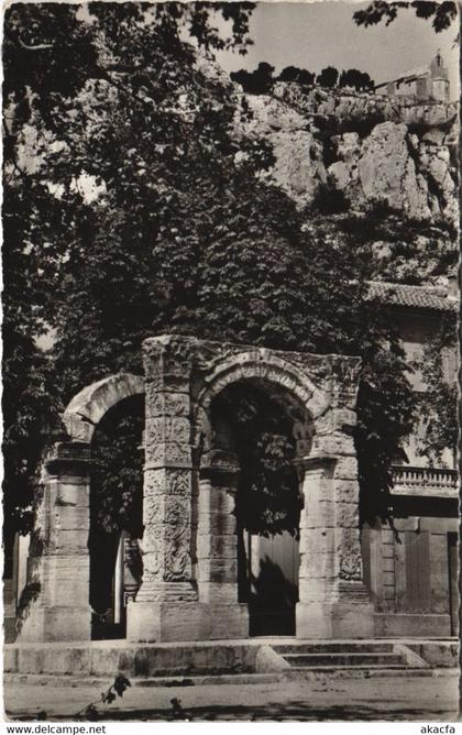 CPA CAVAILLON L'Arc et l'Ermitage Saint-Jacques (1086295)