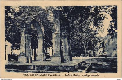 CPA CAVAILLON L'Arc Marius - Vestige Romain (1086894)