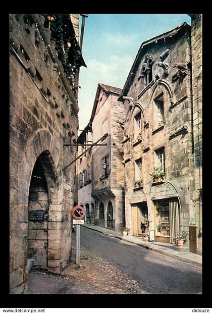 82 - Caylus - La maison des Loups - CPM - Voir Scans Recto-Verso