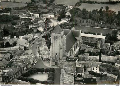 B-18-281 : VUE AERIENNE DE CELLES SUR BELLE