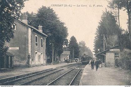 CERIZAY - LA GARE