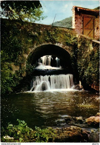 CPM CERNAY-la-VILLE Vaux-de-Cernay - La Cascade (1386005)