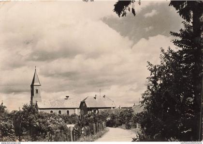 FRANCE - Chalampé - L'église et le centre de la localité - Carte Postale