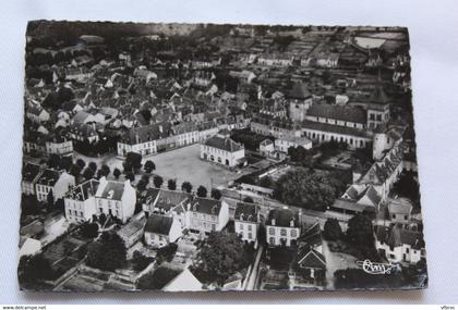 Cpm 1956, Chambon sur Voueize, place du marché, vue aérienne, Creuse 23