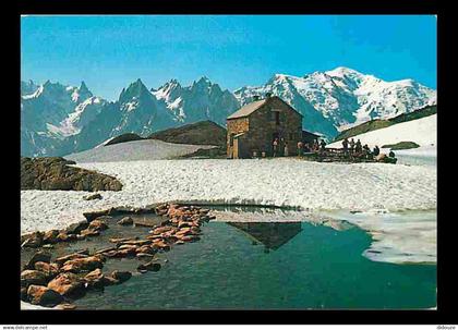 74 - Chamonix - Mont-Blanc - Le Lac Blanc - Panorama sur les Aiguilles et le Mont-Blanc - Chalet de Montagne - Neige - H