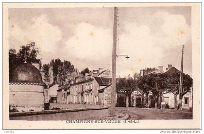 37 CHAMPIGNY-sur-VEUDE Vue du Village