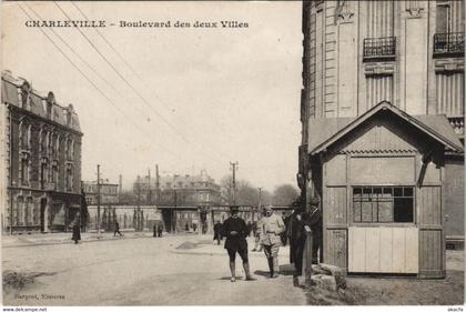 CPA CHARLEVILLE - Boulevard des deux Villes (135091)