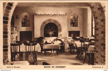 CPA Relais de CHARMOY Salle a manger (49052)