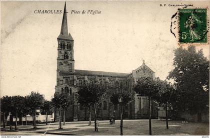 CPA Charolles Place de l'Eglise FRANCE (952744)