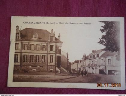 CPSM - Châteaubriant - Hôtel des Postes et rue Pasteur