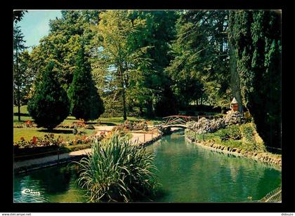 16 - Chateauneuf sur Charente - Le jardin public - CPM - Voir Scans Recto-Verso