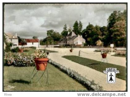 52 Châteauvillain - CHATEAUVILLAIN (Hte-Marne)  5 - Promenade du Mail - cpsm