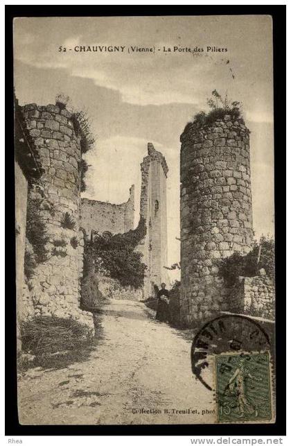 86 Chauvigny chateau ruine D86D K86070K C86070C RH074151