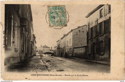 CPA CHEF-BOUTONNE (Deux-Sevres) - Entrée par la Crois-Perine (297413)