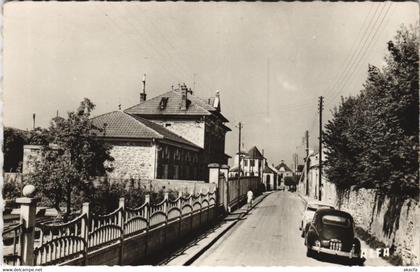 CPA CHENNEVIERES-sur-MARNE - Les écoles Rue de la Mairie (44893)