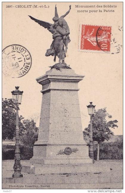 Cholet - Monument des Soldats morts pour la Patrie