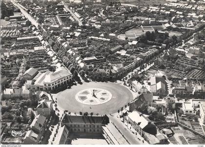 CPSM Cholet vue aérienne Place de la République