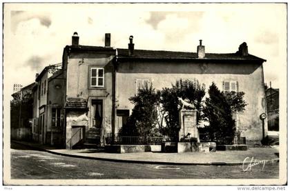 54 - CIREY-SUR-VEZOUZE - loup