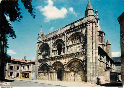 86 - Civray - Eglise Saint Nicolas - CPM - Voir Scans Recto-Verso