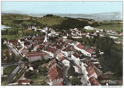 CPM Clairvaux-les-Lacs vue aérienne