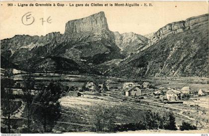 CPA AK CLELLES - La Gare de CLELLES et le MONT-AIGUILLE (489273)