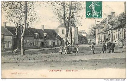 18 , CLEMONT , Place Boyer , *4378