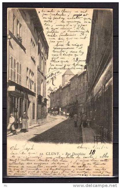 71 - Cluny - Rue Dauphine - Animée