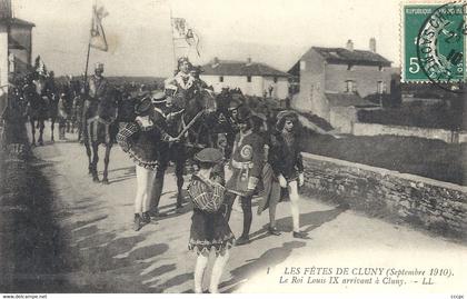 CPA Les Fêtes de Cluny Le Roi Louis XI arrivant à Cluny