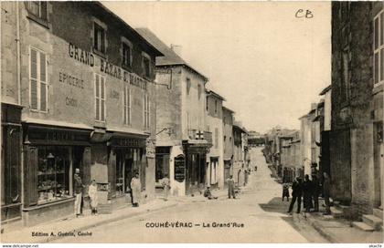 CPA AK COUHE-VERAC - La Grand Rue (365910)