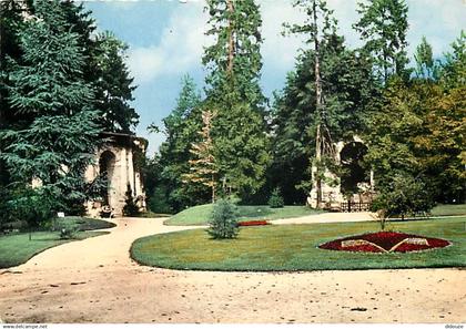 77 - Coulommiers - Le Parc des Capucins - Les Ruines - Flamme Postale de Coulommiers - CPM - Voir Scans Recto-Verso