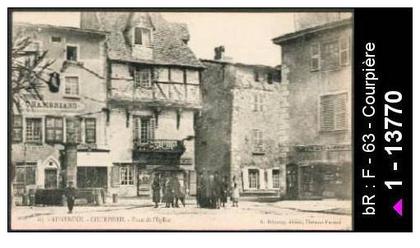 63 Courpière - 67 - AUVERGNE - COURPIERE - Place de l'Eglise - place de l'eglise - cpa -  /  D63D  K63125K  C63125C