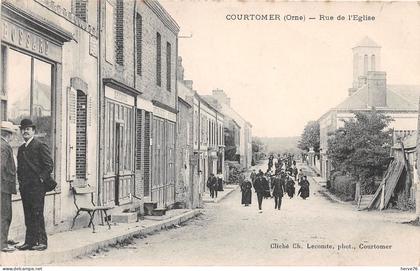 COURTOMER - Rue de l'Eglise