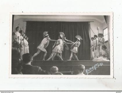 DAX (40) ? CARTE PHOTO AVEC THEATRE FETE DE L'ECOLE ? PHOTO ALBERT DAX