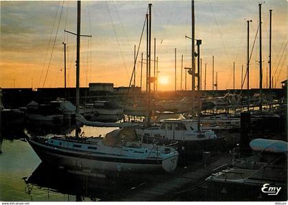 14 - Deauville - Coucher de soleil sur Port-Deauville - Bateaux - Carte Neuve - CPM - Voir Scans Recto-Verso