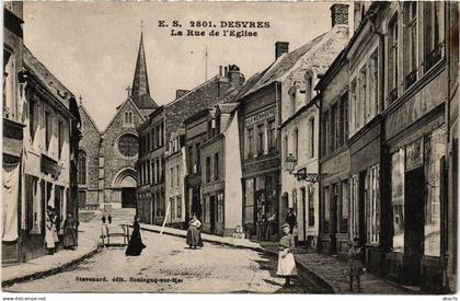 CPA Desvres Rue de l'Eglise (1392041)