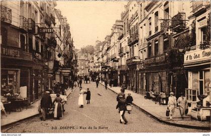 CPA DIEPPE - Rue de ka Barre (105271)