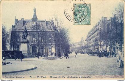 PARIS 11 arrondissement  Mairie du XI et avenue parmentier