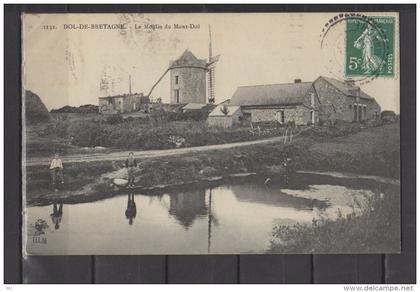 35 -  Dol de Bretagne - La moulin du Mont Dol