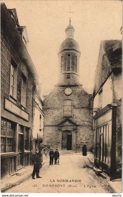 CPA Domfront L'Eglise FRANCE (1053821)