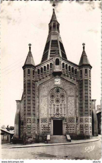 CPA Domfront L'Eglise FRANCE (1053824)